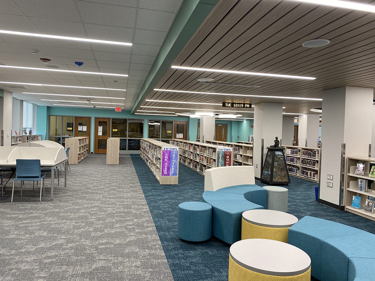 Hinsdale South High School Gallery mediatechnologies